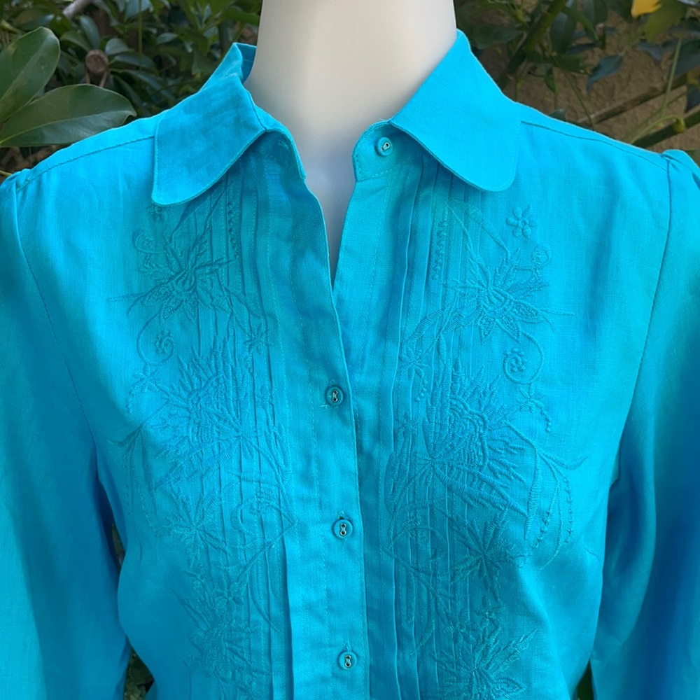 New vintage turquoise Richard Malcolm linen top